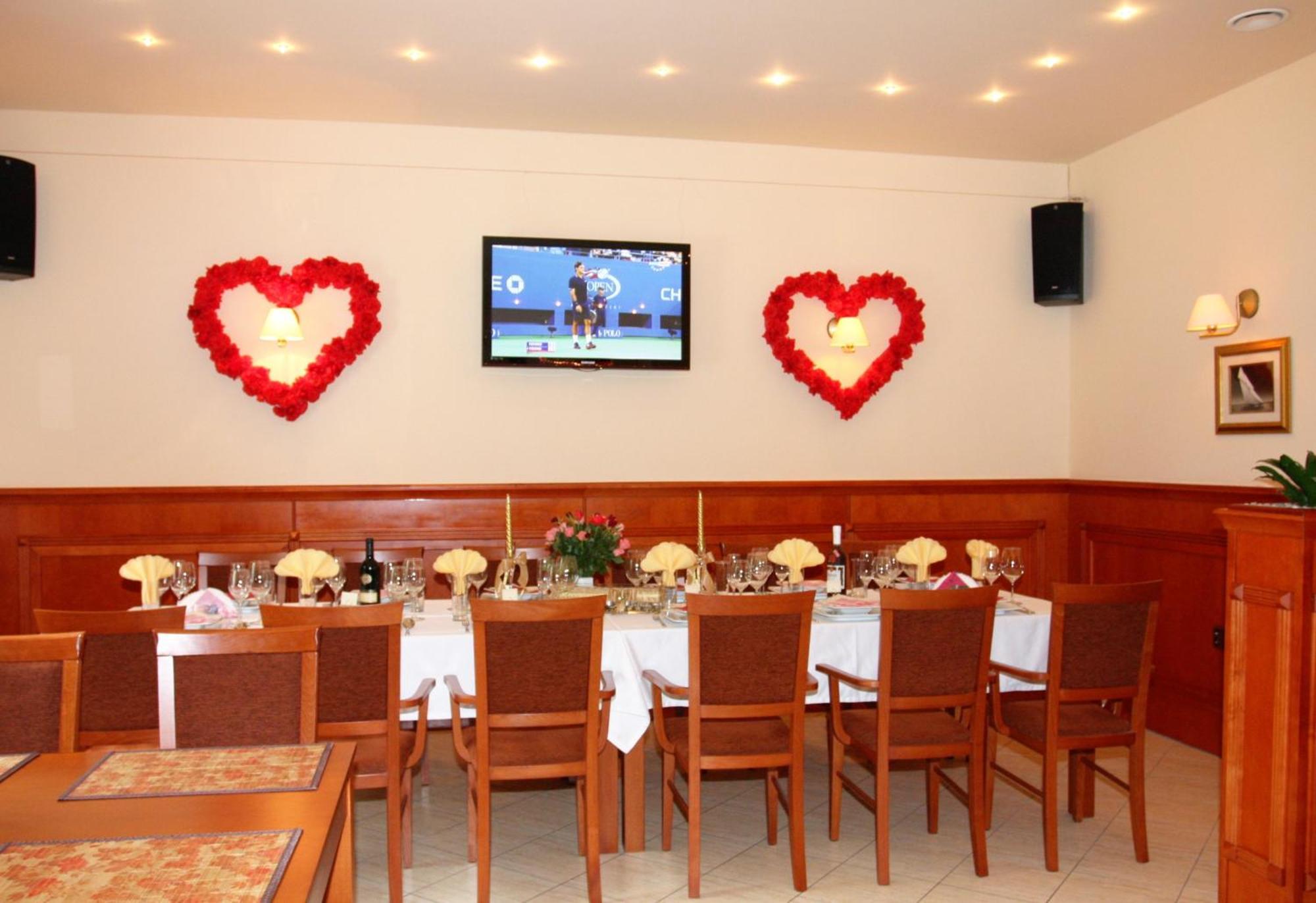 Hotel Korona Slubice  Luaran gambar