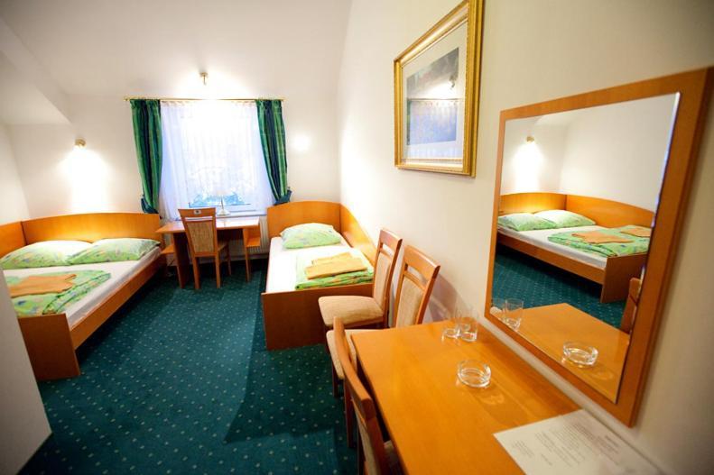 Hotel Korona Slubice  Luaran gambar